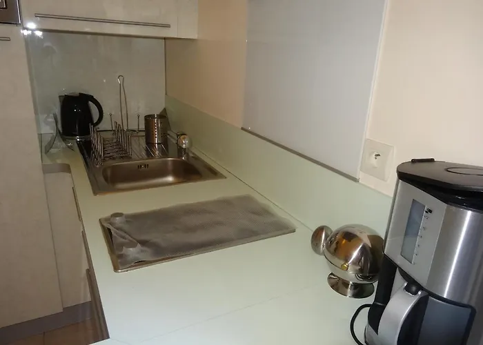 With Large Terrace, Ground Floor * Narbonne